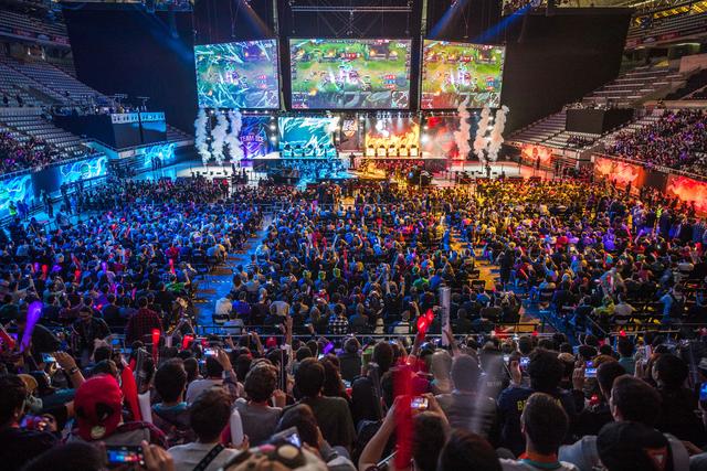 画面中詹姆 画面中詹姆