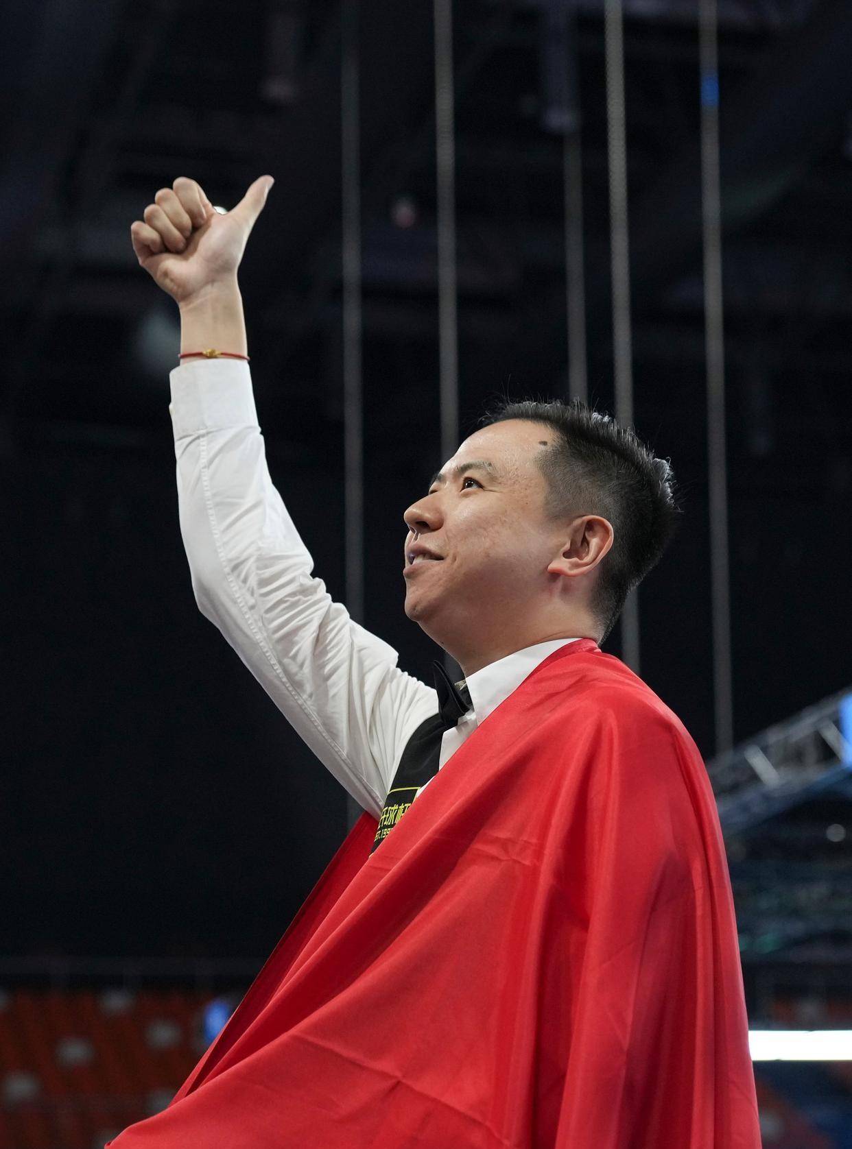 体育博彩中的“自我监控失灵”。(体育博彩中的自我规制失效)